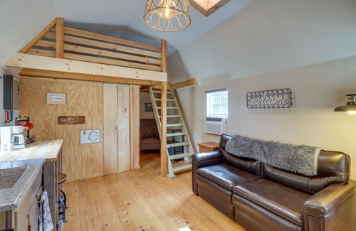 Higden Apartment | Cozy Higden Studio: Close to Greers Ferry Lake!