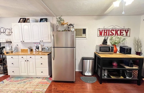 West Oak Hill House | Cozy Hill Country Casita w/pool, firepit - pet-friendly!