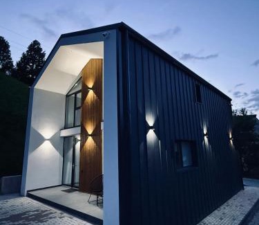 Borsa House | Cozy HillSide