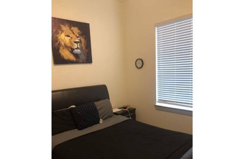 Allandale Apartment | Cozy Hip Crib