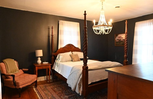 Bellbrook Other | Cozy Historic Bellbrook Farmhouse - Walk to Downtown
