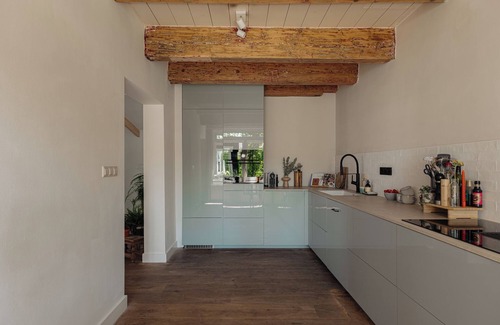 Ankeveen House | Cozy historic house in charming Dutch village with lots of nature