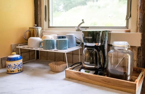 Town of East Fishkill House | Cozy, Historical Cottage on The Appalachian Trail