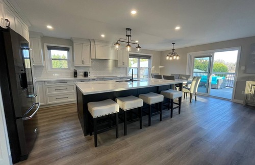 Uxbridge Cottage | Cozy Hobby Farm Cottage in Uxbridge