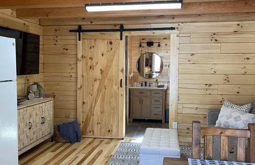Logan Cabin | Cozy Hocking Hills Cabin on 20 private acres! Only 7 miles from State Park!