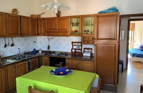 Policastro Bussentino Apartment | 🏖️ Cozy Holiday Apartment 300m from the Sea - Policastro Bussentino #1