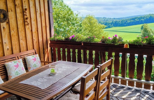 Nienover Apartment | Cozy holiday apartment, surrounded by wood and grassland, chimney, pets allowed