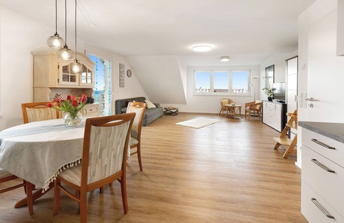 Albbruck Apartment | Cozy Holiday Apartment "Kleine Auszeit" with Wi-Fi and Shared Garden