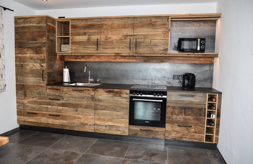 Pittenhart Apartment | Cozy holiday chalet with top facilities - Hausen on the ground floor - near Chiemsee