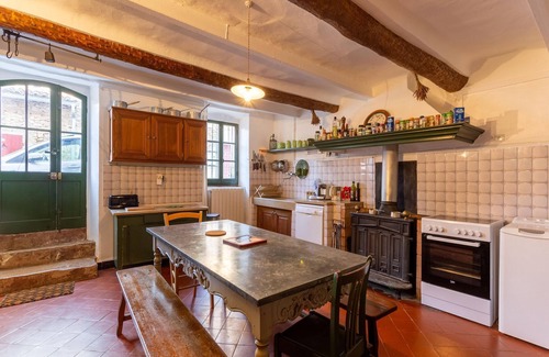Brue-Auriac House | Cozy holiday home with private pool