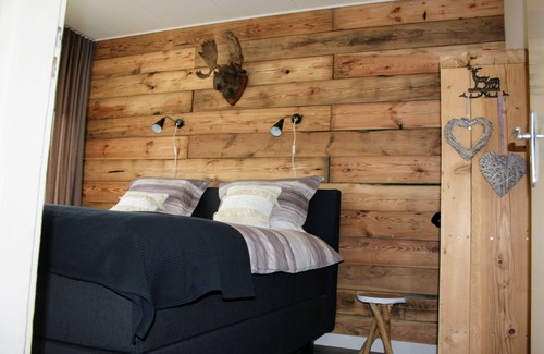 Nistelrode House | Cozy Holiday Home in Nistelrode with Garden