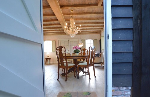 Volkel House | Cozy Holiday Home in Volkel with Sauna
