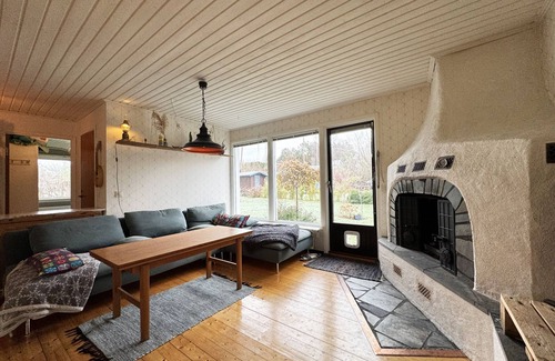 Kungalv Municipality House | Cozy holiday home near the sea in Kärna | SE09045