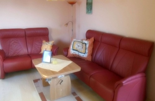 Hundshubel Apartment | cozy holiday home, quiet location, spacious garden