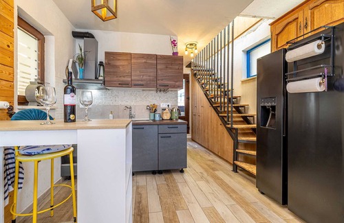Municipality of Omisalj House | Cozy holiday home SEAFRONT II