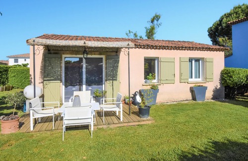 Montboucher-sur-Jabron House | Cozy home in Montboucher-sur-Jabron