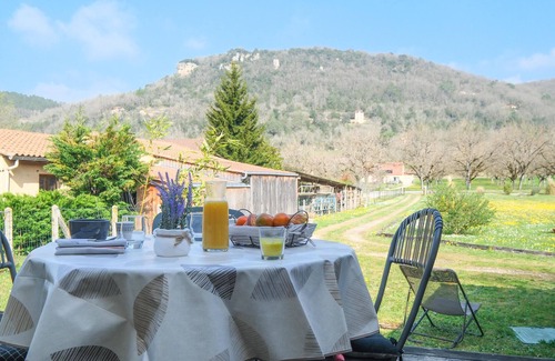 Saint-Vincent-de-Cosse House | Cozy home in Saint-Vincent-de-Cosse