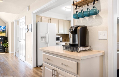 Garden District House | Cozy Home 1 Mile to Downtown CDA & Lake – King Beds and an EV Charger!