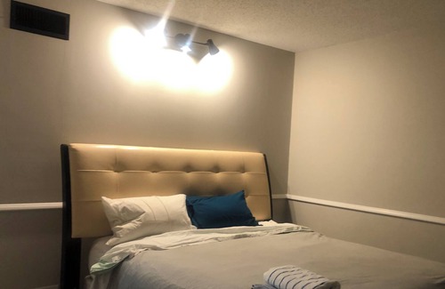 Richfield House | Cozy home 3 floors spacious next to mall of America