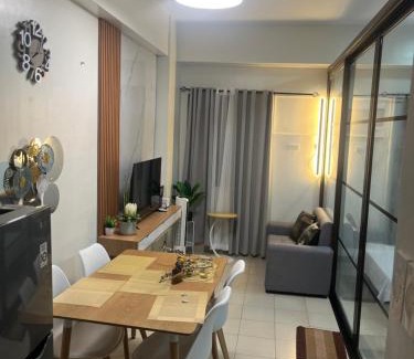 Caloocan Apartment | Cozy Home and Staycation Resort at Hill Residences Novaliches QC