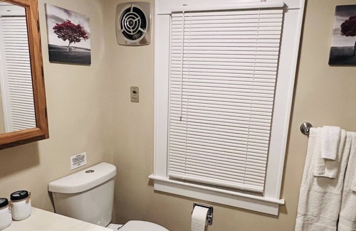 Bloomsburg House | Cozy Home at Bloomburg University!
