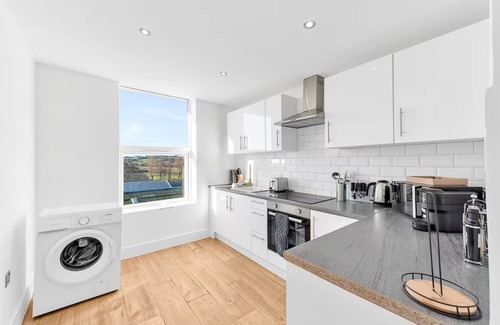 Rye Apartment | Cozy Home Away: 1-Bed Retreat with Kitchen Bliss