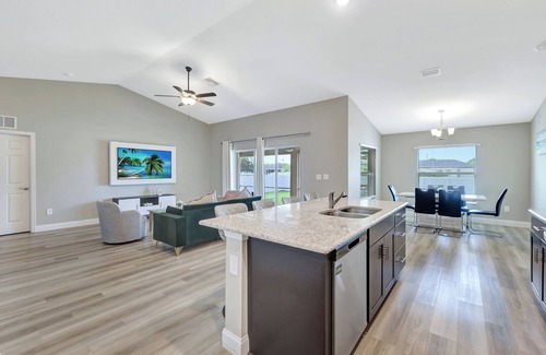 Centennial House | COZY HOME AWAY FROM HOME!