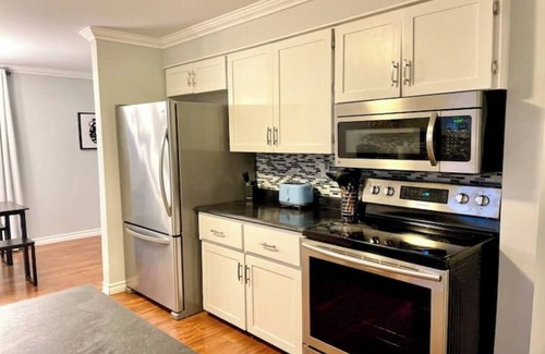 Terra Nova House | Cozy home away from home located near Quidividi, Downtown and East Coast Trails.