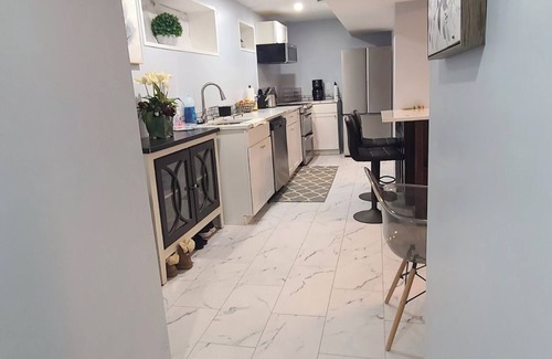 Troy Apartment | Cozy Home Away From Home
