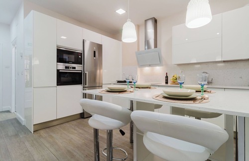 Bilbao City Centre Apartment | Cozy Home Bilbao - Alhóndiga-Moyúa Area