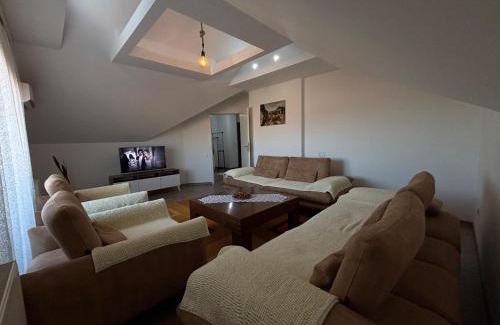 Kolovicë Apartment | Cozy Home, Central Quiet