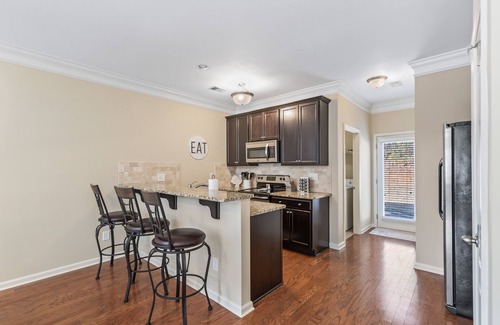 Opelika House | Cozy home close to RTJ and Auburn, right off 280!