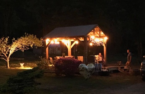 Brockton House | Cozy Home! Close to the Ski Blue Mountain, the Poconos, and Jim Thorpe.