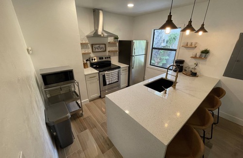 Downtown Fort Lauderdale House | Cozy Home-Close to Downtown, Beaches & Restaurants