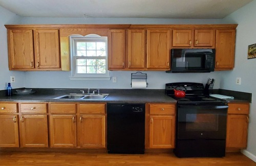 Ringgold Apartment | Cozy Home in a Cozy Neighborhood, few miles from Chattanooga!