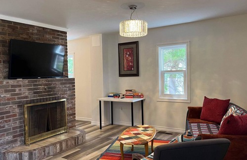 Bedford House | Cozy Home in Bedford, NS