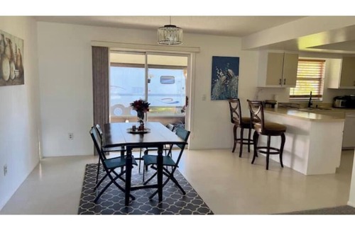 Buena Ventura Lakes House | Cozy home in Buenaventura Lakes, Fl