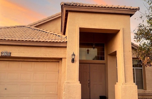 Chandler House | Cozy Home in Chandler Close to DT Gilbert - Private Pool and BBQ