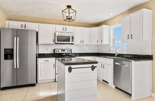 Christiansburg House | Cozy home in Christiansburg with great view! 16 minutes to Virginia Tech.