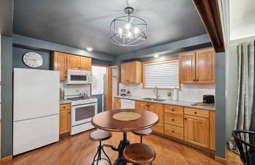 Dearborn Heights House | Cozy Home in Dearborn Heights