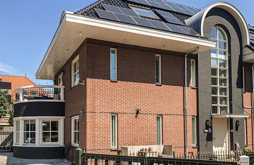 Leidschenveen-Ypenburg House | Cozy home in Den Haag with WiFi