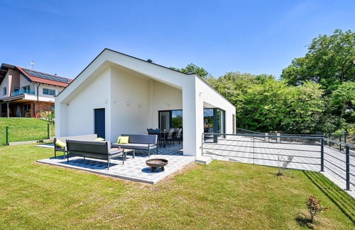 Dugo Selo House | Cozy home in Dugo Selo with sauna