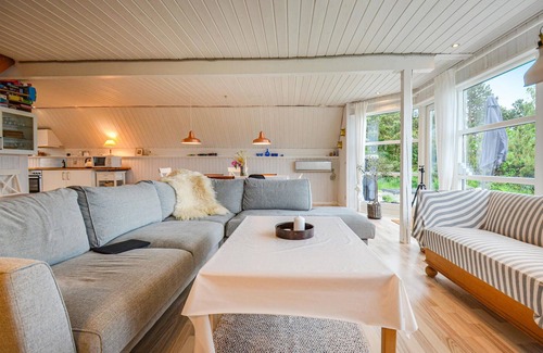 Egsmark Strand House | Cozy home in Ebeltoft with sauna