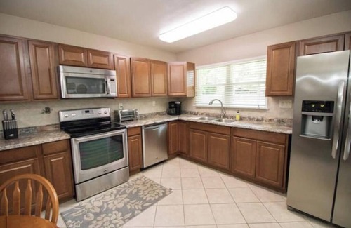 West Lafayette House | Cozy home in established neighborhood near Purdue