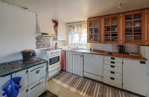 Forslov House | Cozy home in Förslöv with WiFi