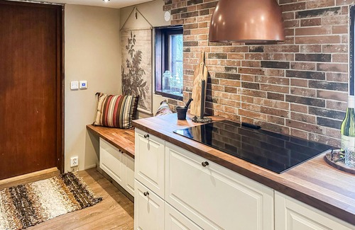 Kungsbacka O House | Cozy home in Fjärås with house sea view