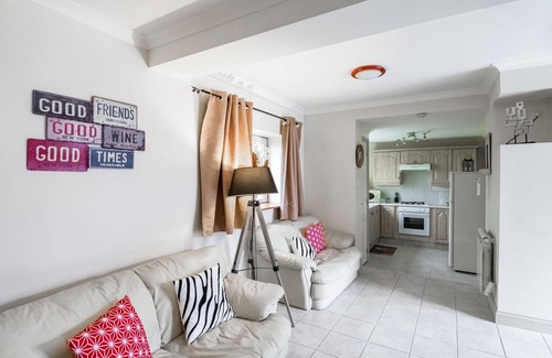 Savignac-sur-Leyze House | Cozy home in Savignac-sur-Leyze