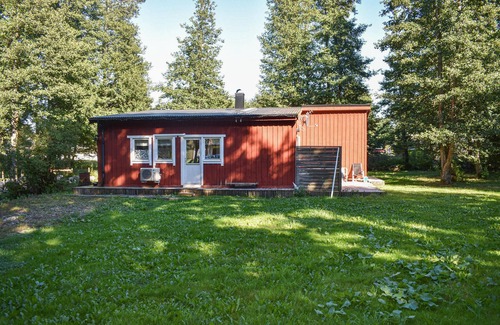 Listarum House | Cozy home in gärsnäs with WiFi