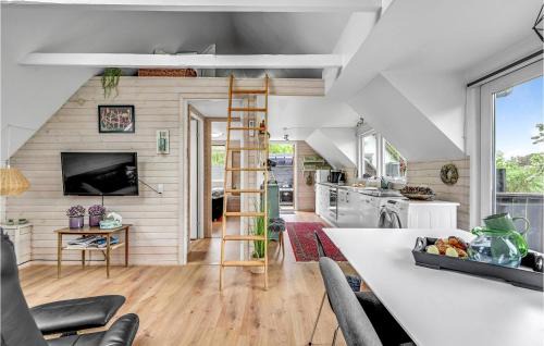 Reersø House | Cozy Home In Gørlev With House Sea View