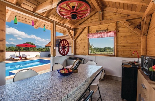 Gospic House | Cozy home in Gospic with sauna